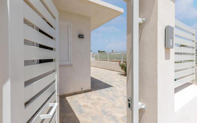 Detached villa with air conditioning