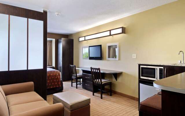 Microtel Inn & Suites by Wyndham Marietta