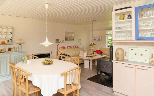 Radiant Holiday Home in Glesborg near Sea