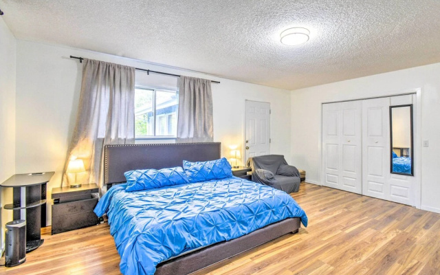 Bremerton Home: 2 Mi to Bremerton Boardwalk!