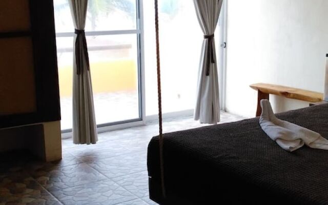 Maha Sand Suites Hostel & Hotel