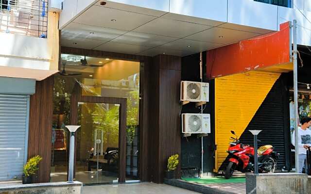 Malvan's Aishwarya Hotel