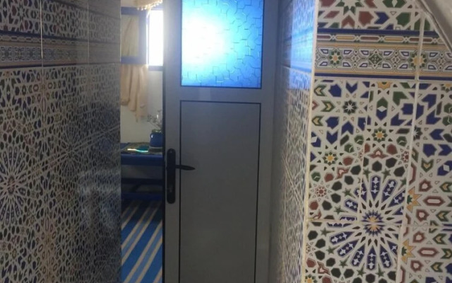 Al Madina Ahibbak