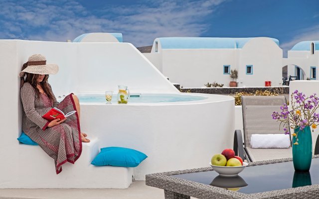 Athiri Santorini Hotel