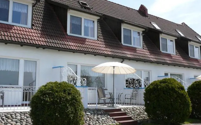 Rezydencja Nad Jeziorem Łebsko