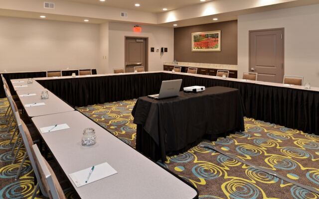 Homewood Suites by Hilton Cincinnati Mason