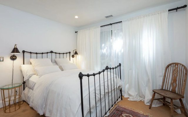 Silver Lake 3br W/ Water Views 3 Bedroom Home