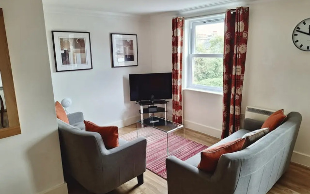 Your Space Apartments - Manor House