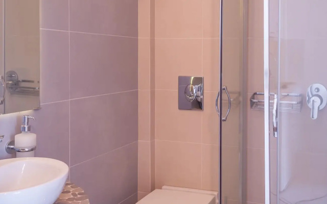 Milos Bay Suites