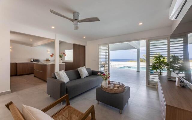 270 Ocean Views From Private Pool Sun Terrace