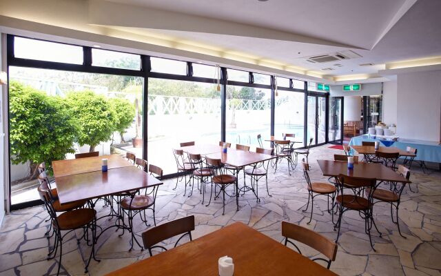 Hotel Yugaf Inn Bise
