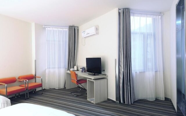 Motel168 Xuzhou Railway Station Branch