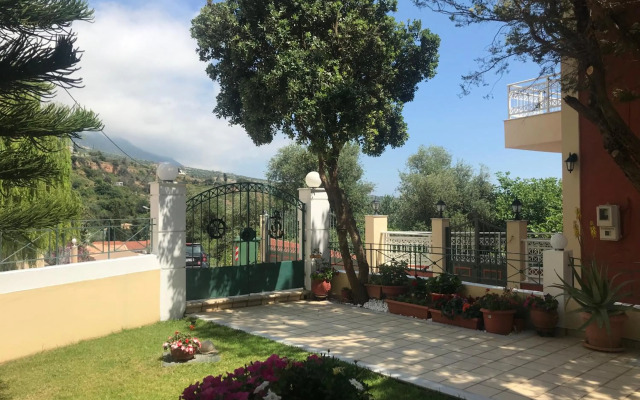 Naftilos Studios