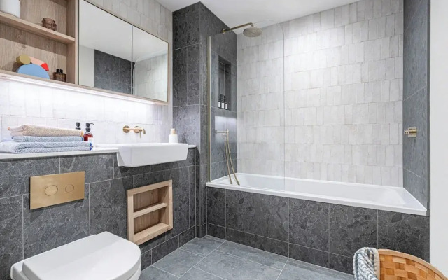 Light and Space Retreat