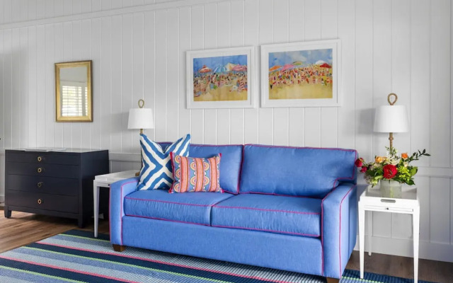 Yachtsman Hotel & Marina Club