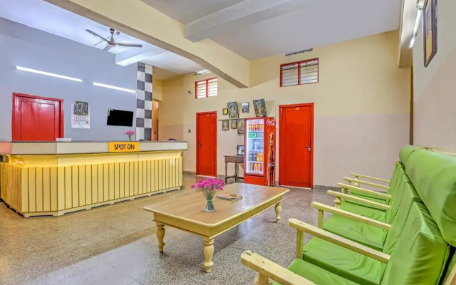 Spot On 807500 Kkp Tourist Home