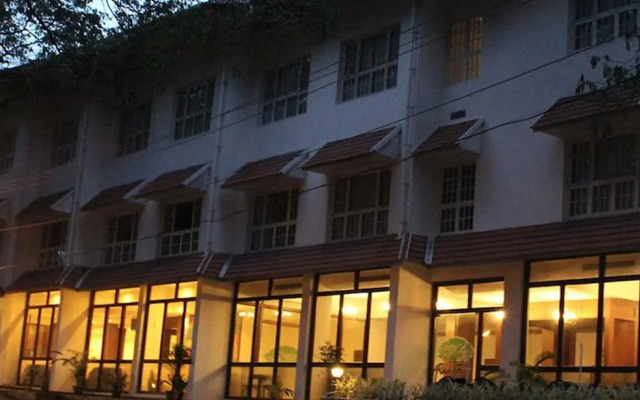 No. 18 Hotel