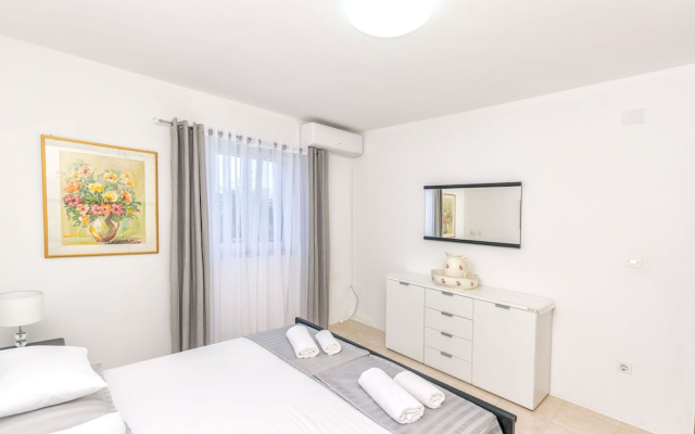 Apartments Paco