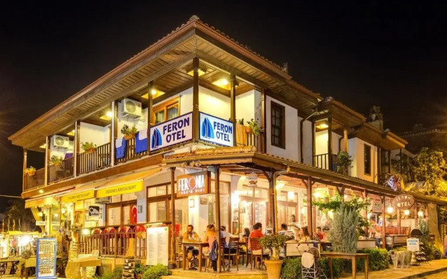 Feron Hotel