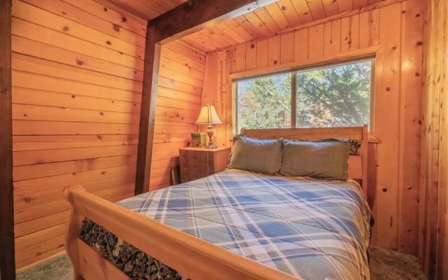 Fawnskin Family Cabin
