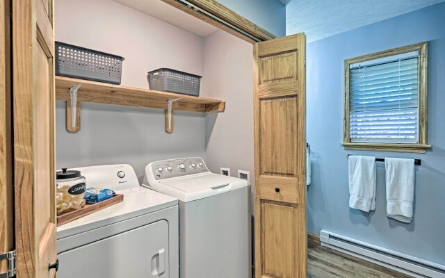 Hot Tub Relaxation! Family Home in Albrightsville