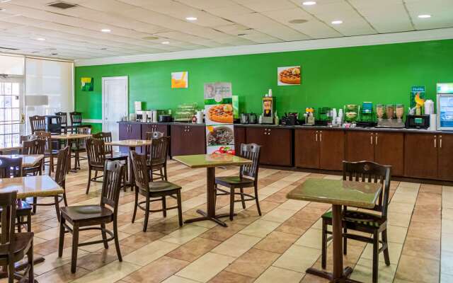 Quality Inn Richmond Hill - Savannah I-95