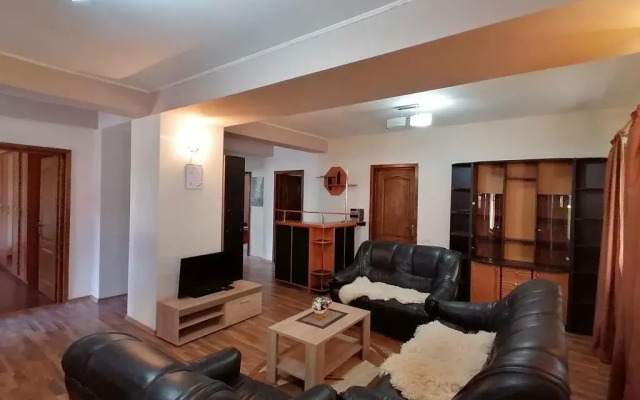 Casa Tomis