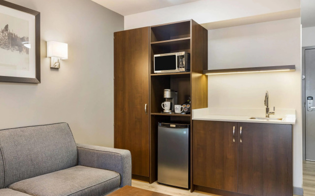 Microtel Inn & Suites by Wyndham Mont Tremblant