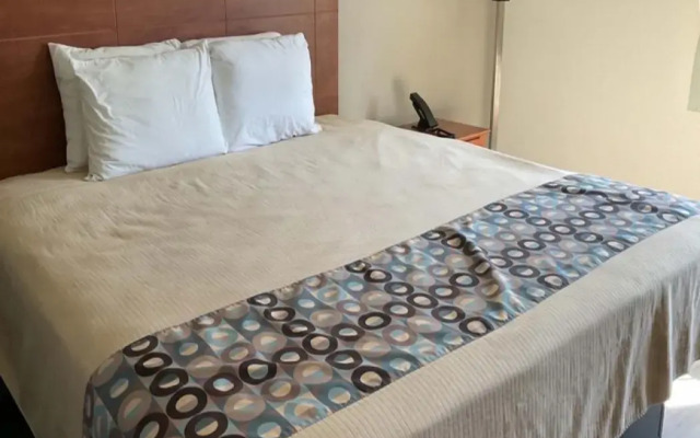 Americas Best Value Inn Putnam
