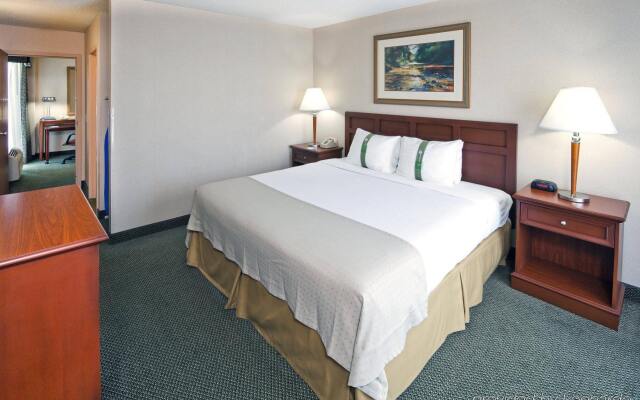 Holiday Inn Joplin-I-44 & Us 71