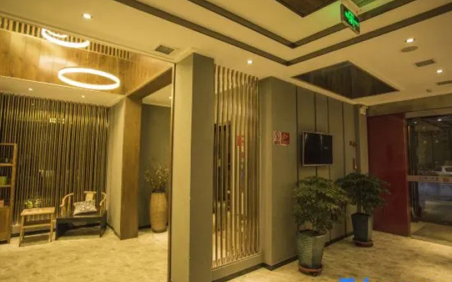 Golden Beach Boutique Hotel