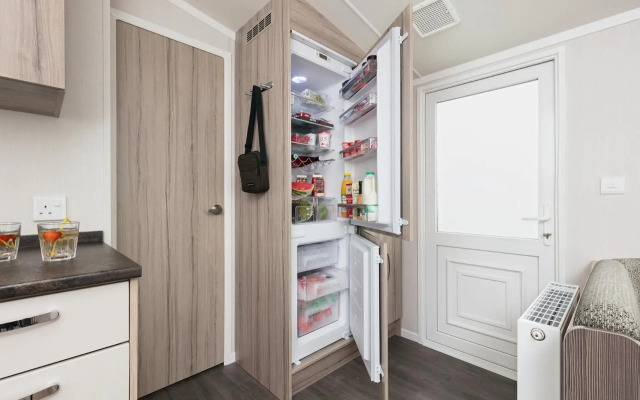 Three Bedroom Instow Caravan