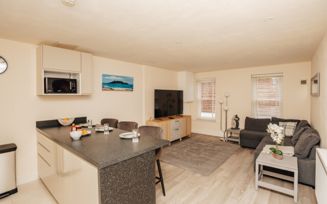 Henley Town Centre With Parking - From 110 Per Night
