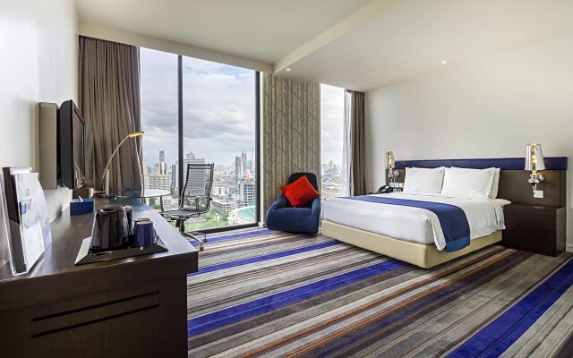 Holiday Inn Express Bangkok Siam, an IHG Hotel