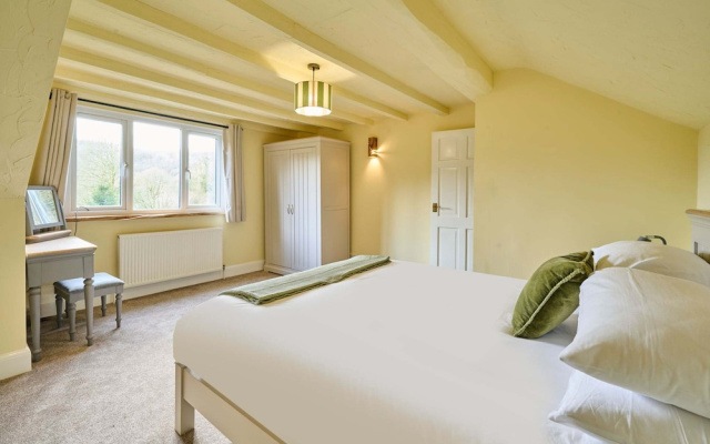 Host Stay Morley House
