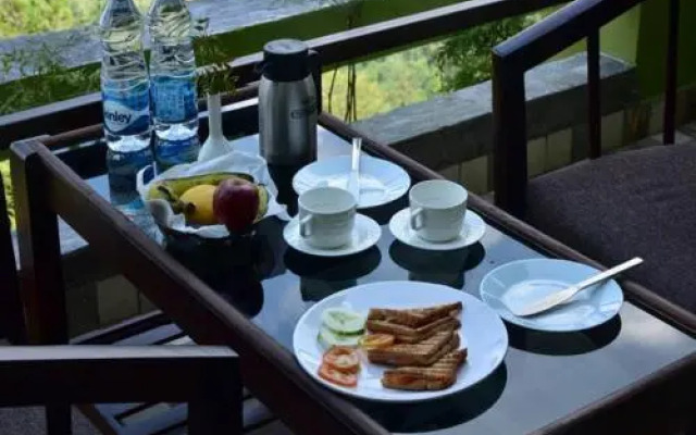 Sumit Hotel Kausani