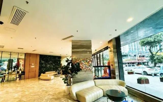 Liuzhou Meixin Hotel (Liunan Wanda RT-Mart Store)
