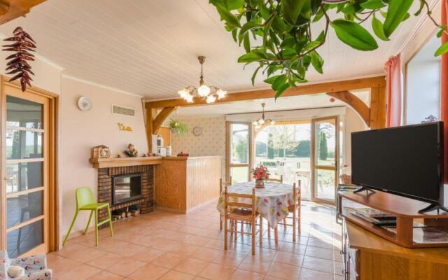 Gîte Rouilly-Sacey, 3 pièces, 4 personnes - FR-1-543-46