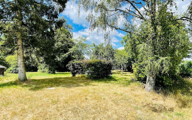 Spacious Farmhouse near Forest in Stramproy