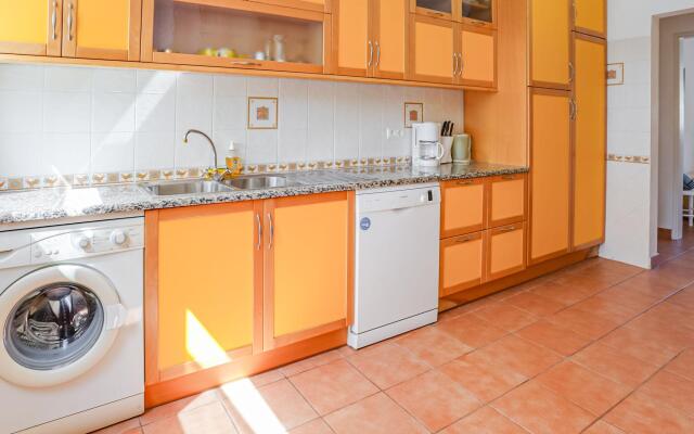 A delightful 3 bedroom Villa with private pool close to Carvoeiro