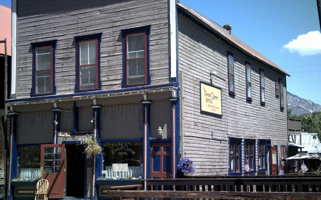 The Forest Queen Hotel