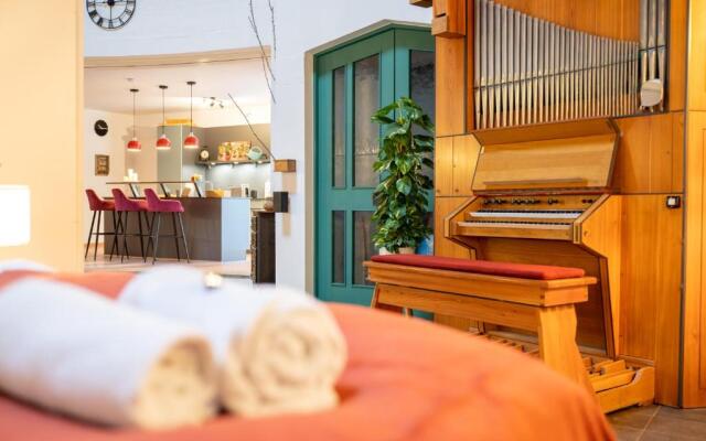 dreamcation - Ehemalige Kirche & Souterrain Wohnung, 3D-Tour, Terrasse, BBQ, Kamin