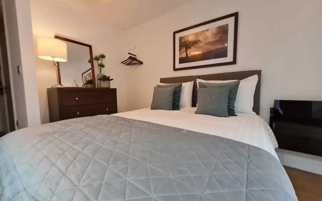 Sheffield 3rd fl City Studio Apartment