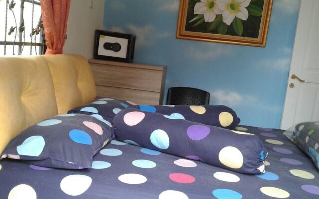 Villa Kota Bunga Dahlia