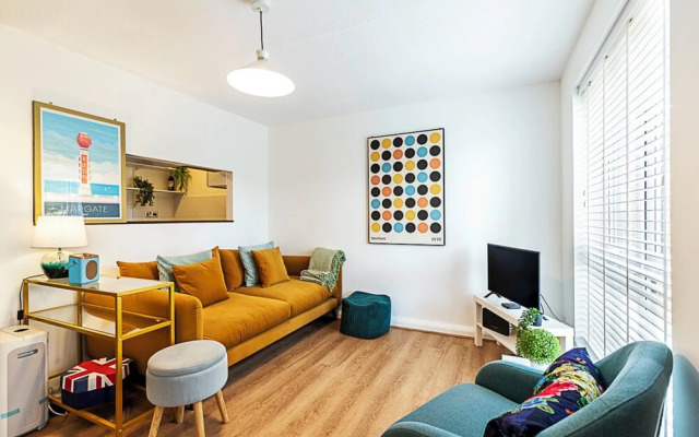 Charming One Bedroom Flat in Rotherhithe