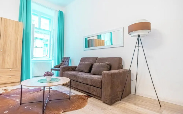 Comfortable 1BR Apartment Long Stays