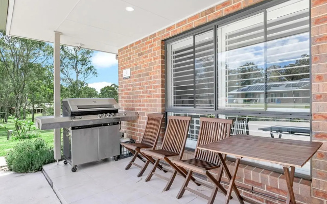 Mala Retreat, Shiraz Suite 5 Star Immaculate and Comfortable – Outside – Newcastle