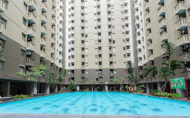 RedDoorz Apartment @ Gateway Cicadas