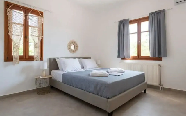 Theodora s Suite in Agios Charalampos