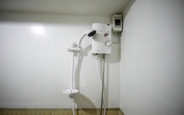 SR Hostel - Adults Only